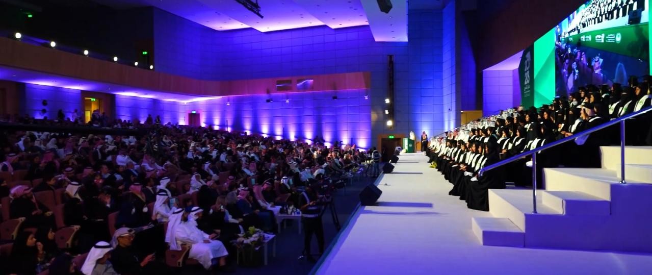 توفير التجهيزات الفنية والتقنية